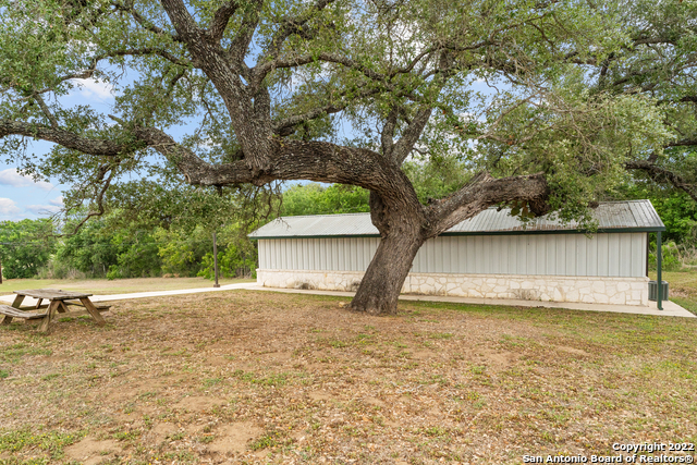 3586 Us Highway 181 N Property Photo 18