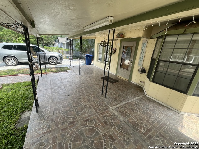 122 Tipton Property Photo 3