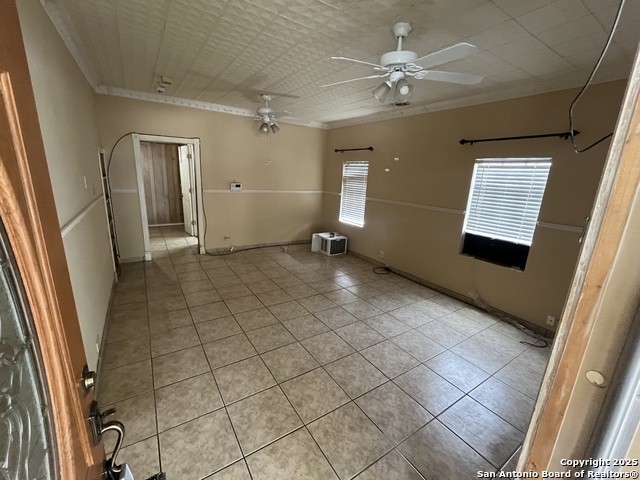 122 Tipton Property Photo 4