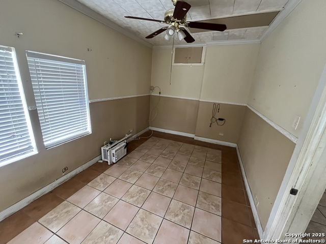 122 Tipton Property Photo 8