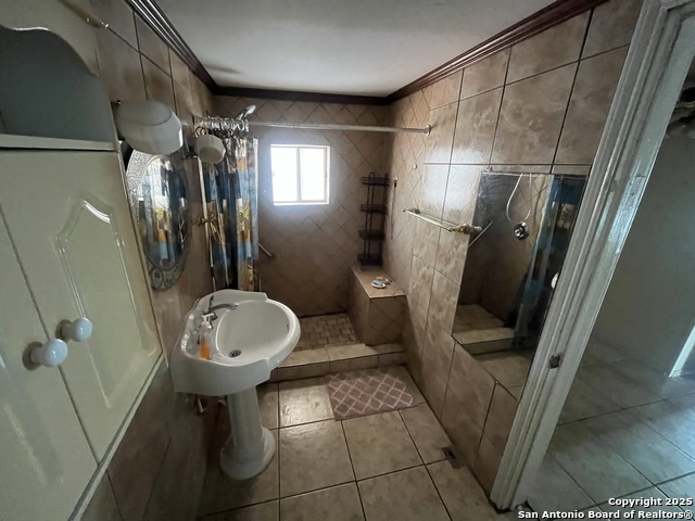 122 Tipton Property Photo 11