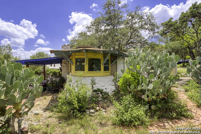 2422 Hillcrest Dr Property Photo 26