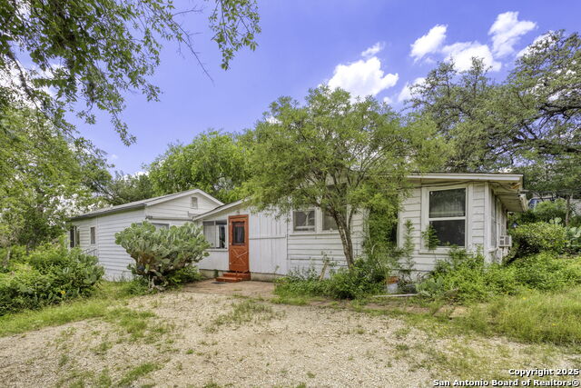 2422 Hillcrest Dr Property Photo 33