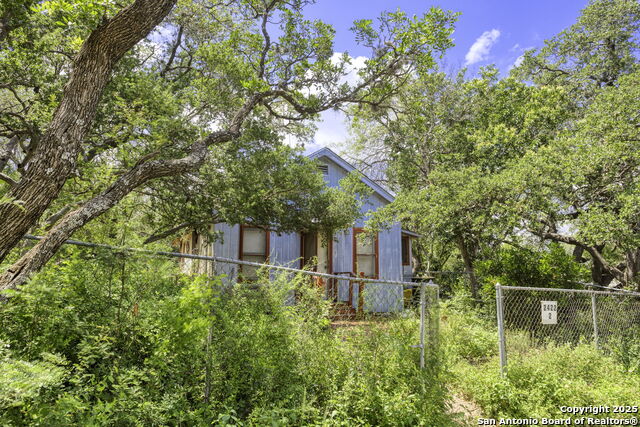 2422 Hillcrest Dr Property Photo 34
