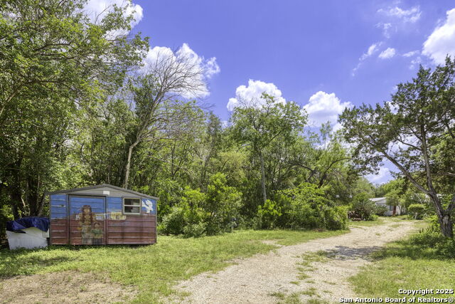 2422 Hillcrest Dr Property Photo 36