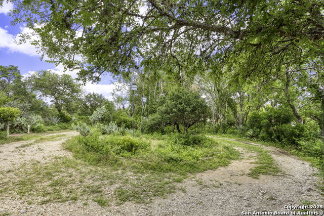 2422 Hillcrest Dr Property Photo 43