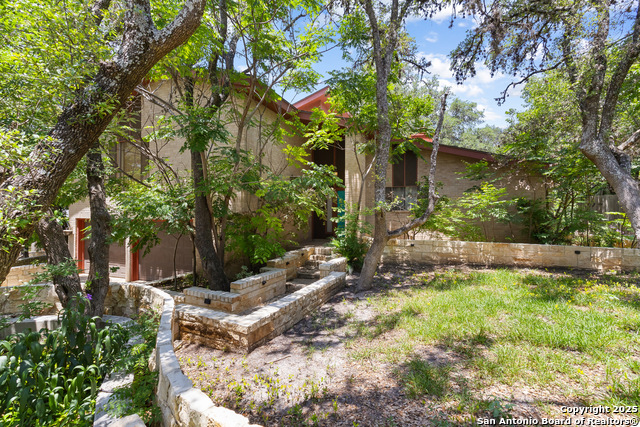 3511 Hunters Circle Property Photo 6