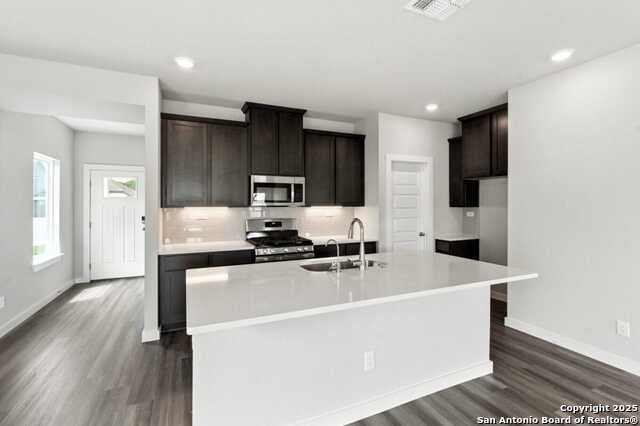 983 Manger Lane Property Photo 9