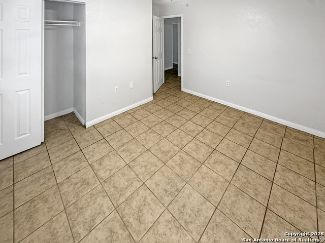 5718 Sun Ridge Property Photo 5