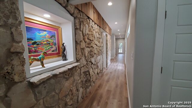9810 Park Dr Property Photo 5