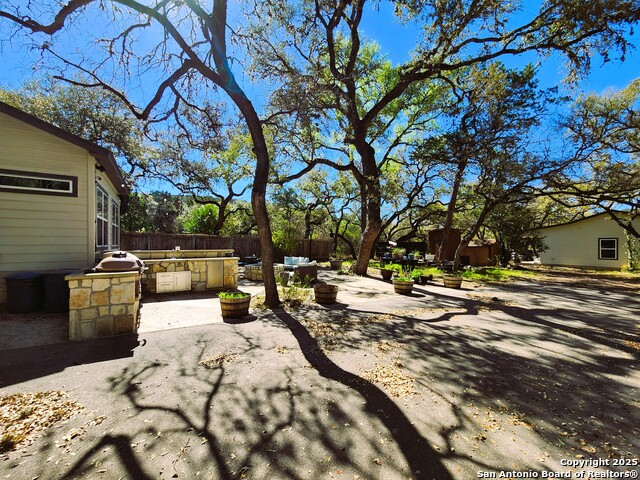 9810 Park Dr Property Photo 49