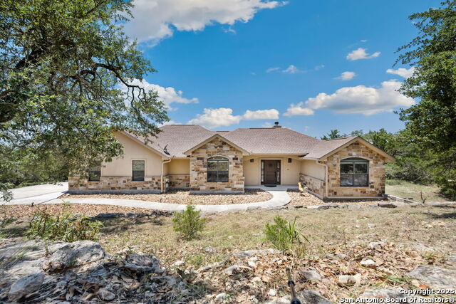 632 Lasso Loop Property Photo 1