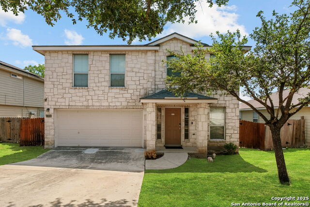 431 Golden Walk Property Photo 2