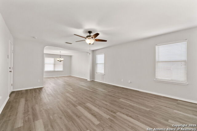 431 Golden Walk Property Photo 3
