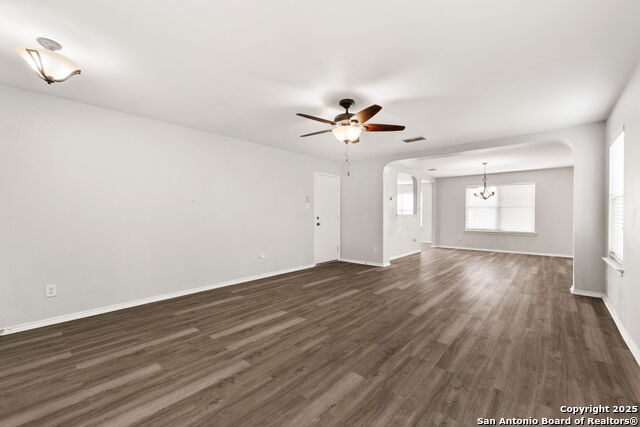 431 Golden Walk Property Photo 4