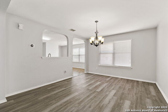 431 Golden Walk Property Photo 6