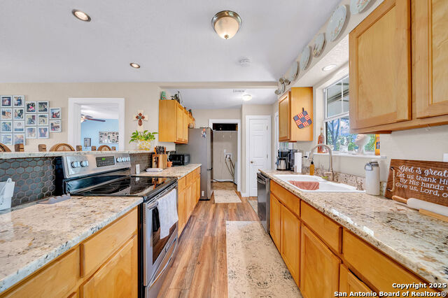 250 Kimball Property Photo 11