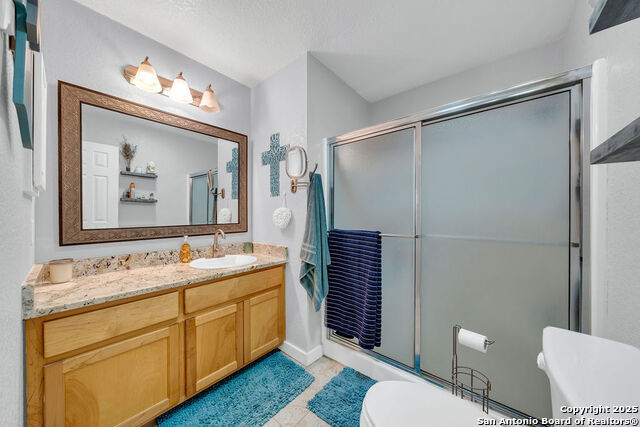 250 Kimball Property Photo 17