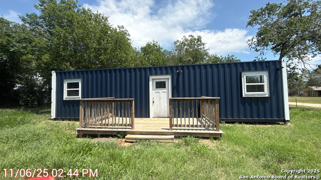 312 5th St Property Photo 1