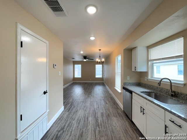7571 Windsor Oaks Property Photo 11