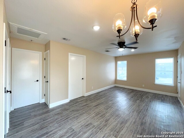 7571 Windsor Oaks Property Photo 12
