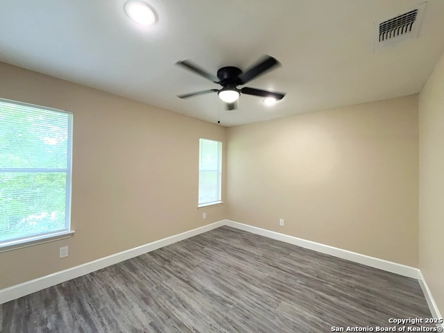 7571 Windsor Oaks Property Photo 13