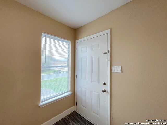 7571 Windsor Oaks Property Photo 19
