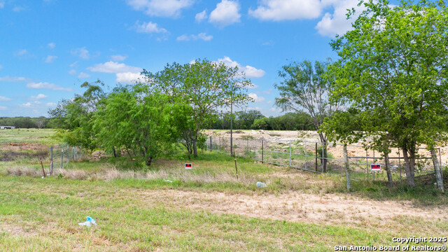 0 Ww White Property Photo 1