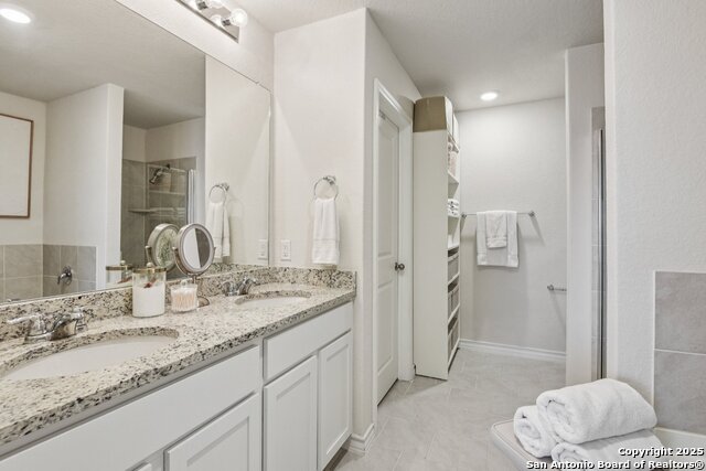 183 Amethyst Woodstar Property Photo 29