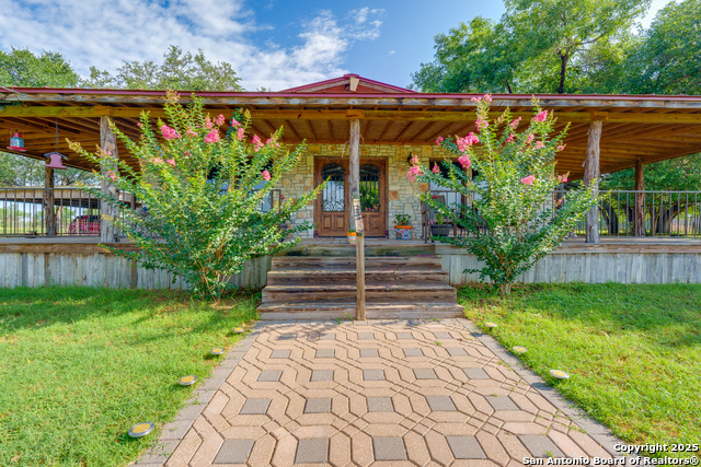 10745 Rosemar Ln Property Photo 4
