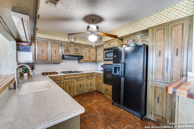 10745 Rosemar Ln Property Photo 14