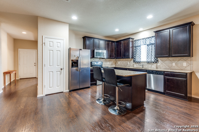 15923 Silver Rose Property Photo 4