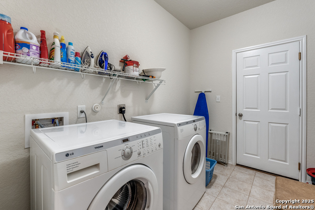 15923 Silver Rose Property Photo 13