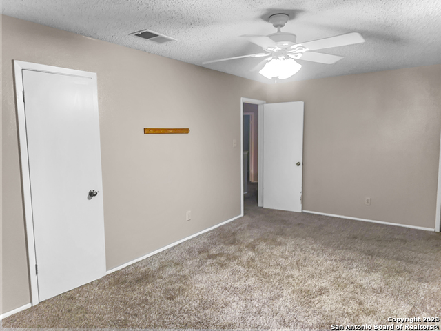 3712 Whitefield Square Property Photo 10
