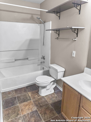 3712 Whitefield Square Property Photo 11