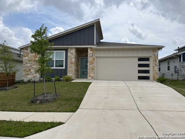 7717 Linnie Ln Property Photo 1