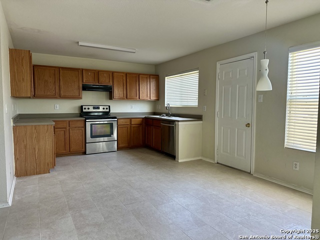 1660 Spice Spring Property Photo 6