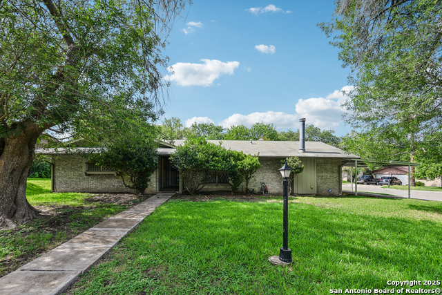 5603 Cary Grant Property Photo 1