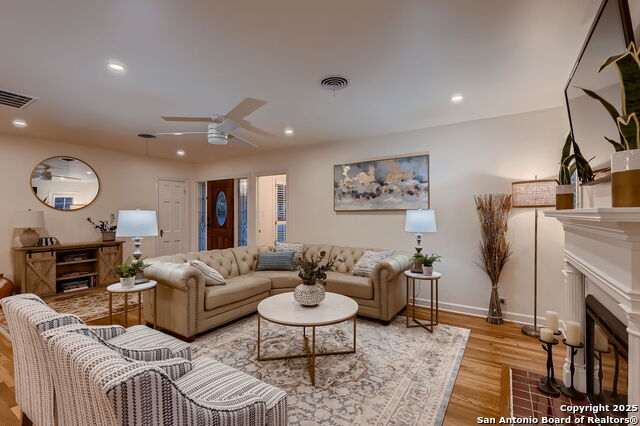 325 Canterbury Hill Property Photo 7