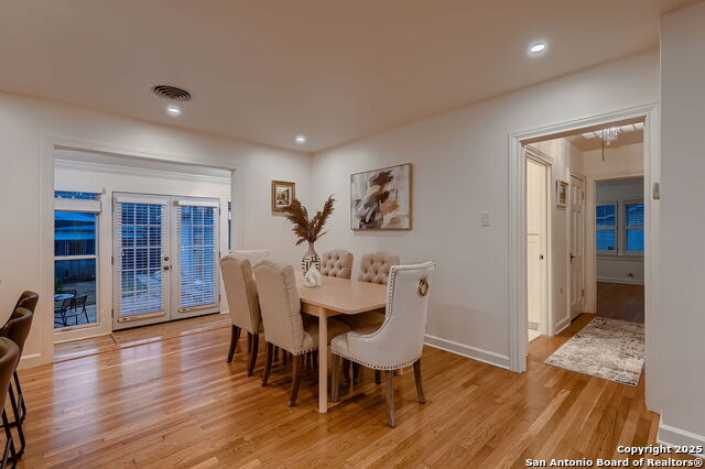 325 Canterbury Hill Property Photo 8