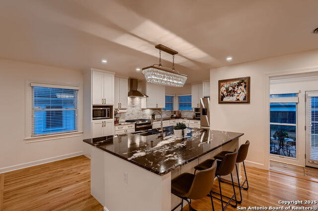 325 Canterbury Hill Property Photo 11