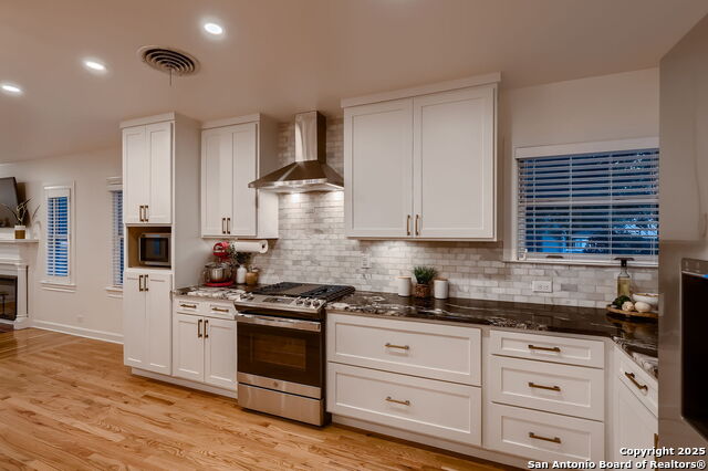 325 Canterbury Hill Property Photo 13