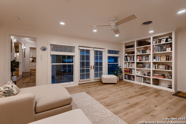 325 Canterbury Hill Property Photo 15