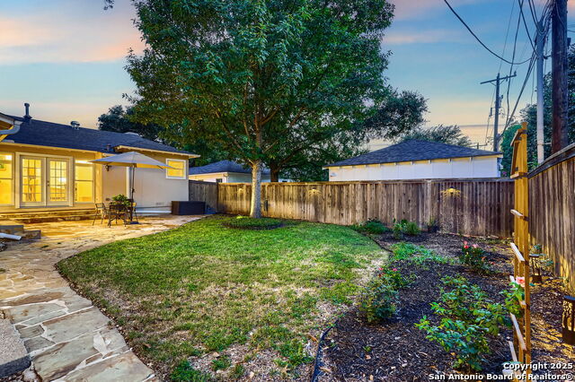 325 Canterbury Hill Property Photo 26