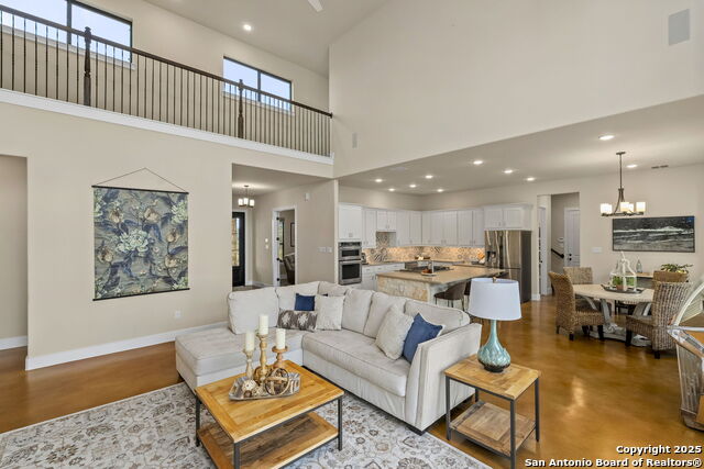 118 Sheridan Property Photo 6