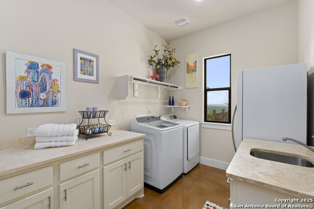118 Sheridan Property Photo 13