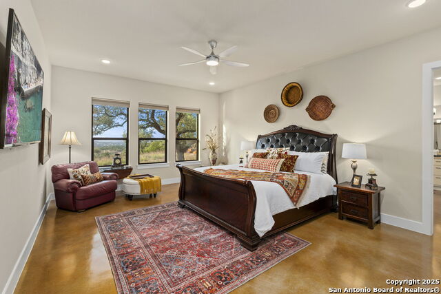 118 Sheridan Property Photo 17