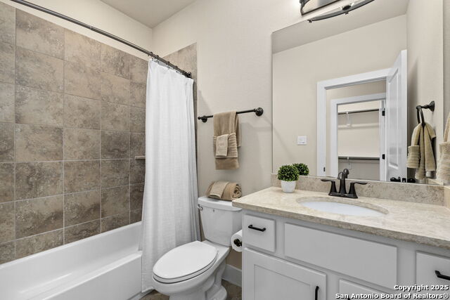 118 Sheridan Property Photo 24