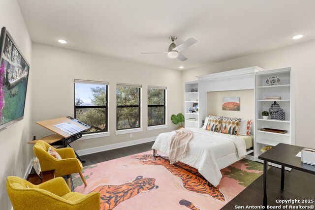 118 Sheridan Property Photo 27