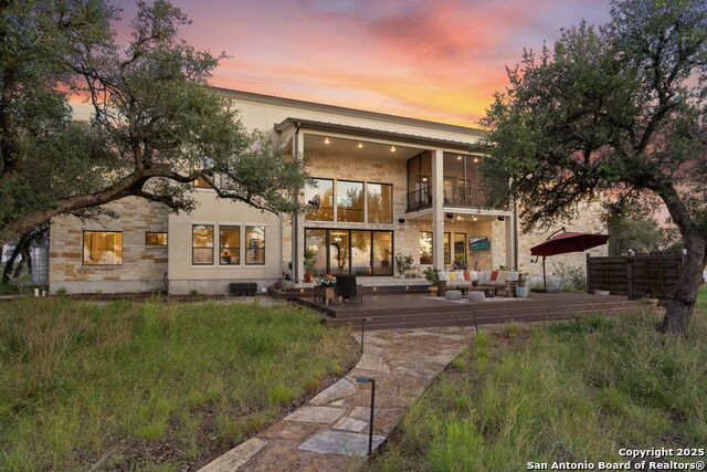 118 Sheridan Property Photo 30
